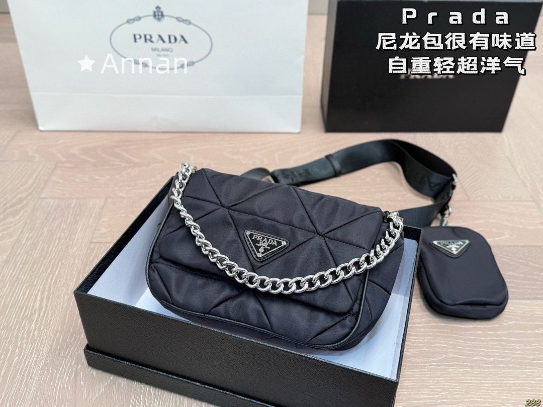 美品★極美品 送料込☆ 良品 レディース PRADA プラダ ショルダーバッグ