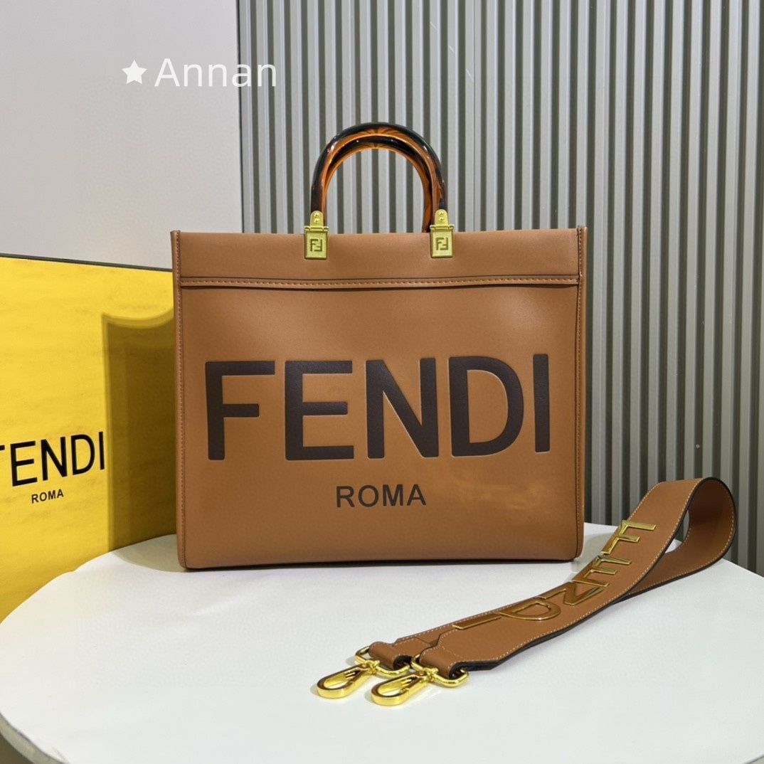 お洒落 極美品 送料込☆ 良品 レディース FENDI フェンディ ハンドバッグ