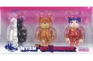 フィギュア BE@RBRICK -ベアブリック- にゃんにゃんにゃんベアブリック limited edition（3体セット） 「超時空要塞 マクロス」 イベント限定【10日以内発送】