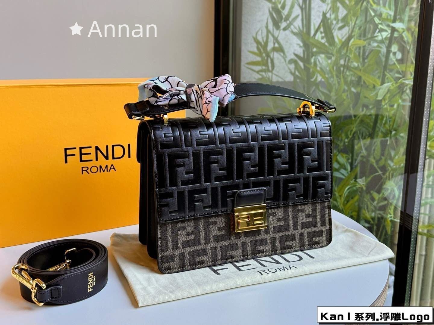 美品 期間限定☆ 良品 レディース FENDI フェンディ ショルダーバッグ