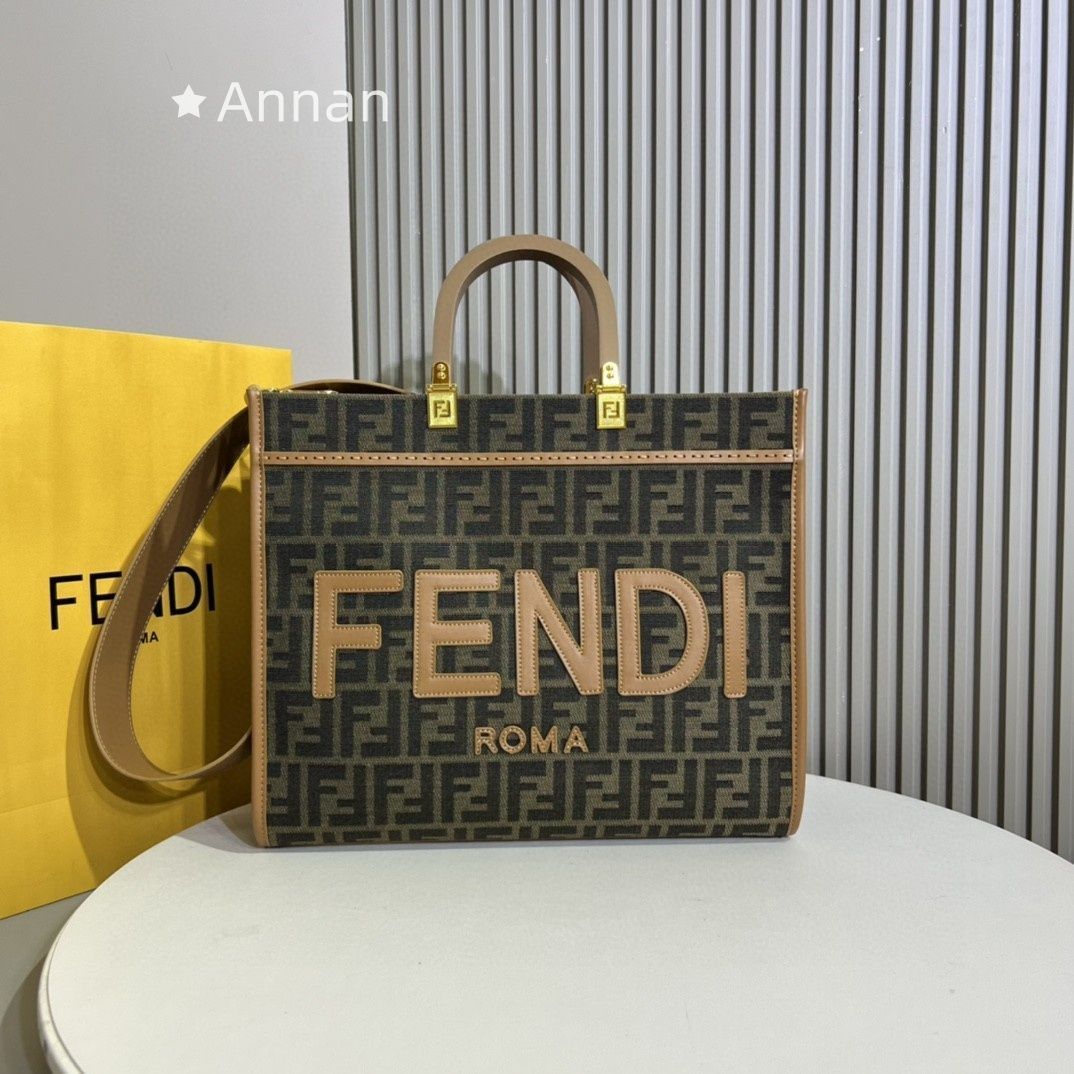 送料込☆ 送料込☆ 送料込☆ 良品 レディース FENDI フェンディ ハンドバッグ