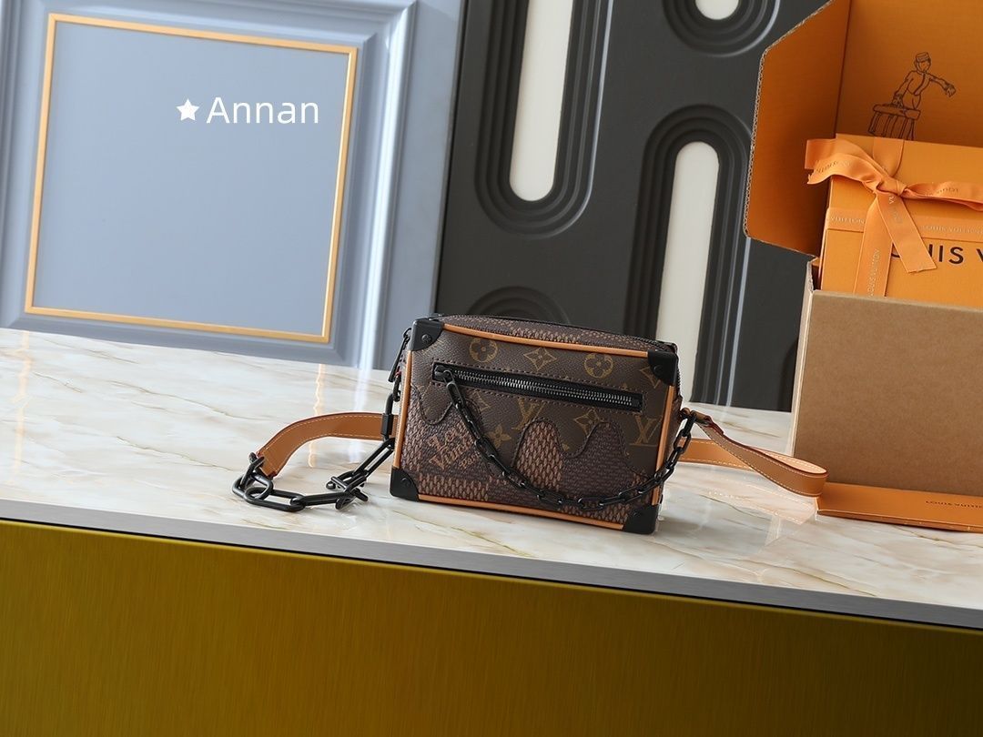破格 可愛 LOUIS VUITTON ルイヴィトン LOUIS VUITTON ルイヴィトン ショルダーバッグ メンズ ミニ?ソフトトランク