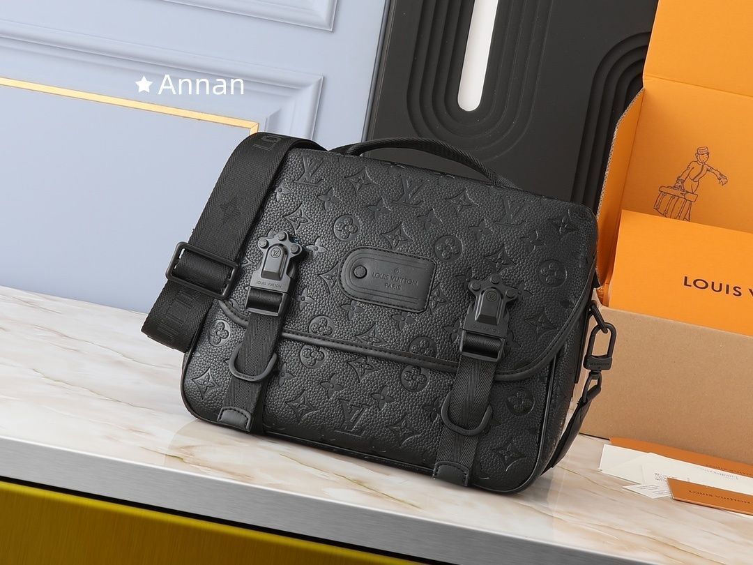 未使用に近い 美品★ LOUIS VUITTON ルイヴィトン バッグ メンズ LV トレイル?メッセンジャー ショルダーバッグ モノグラム