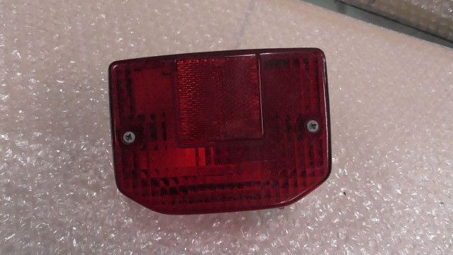 250Tマスター　MC06-1001xxx　の　テールランプ:#1782440726