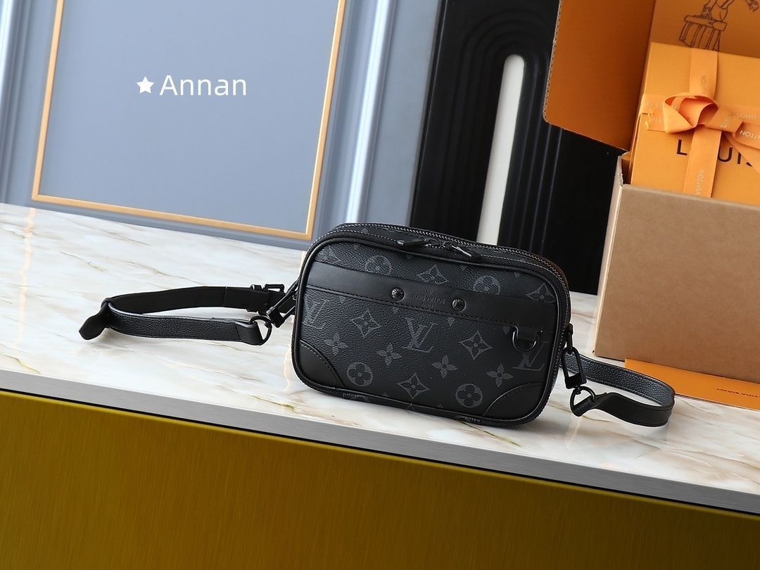 【未使用品】最終値下げ ルイヴィトン LOUIS VUITTON ショルダーバッグ メンズ アルファ?ウェアラブルウォレット NV
