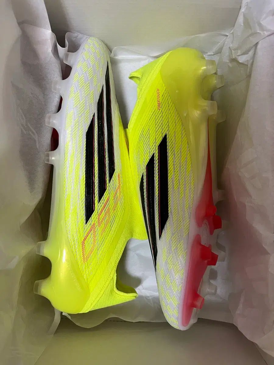 新品 アディダス F50 エリート LL AG (人造芝 スタッズ)