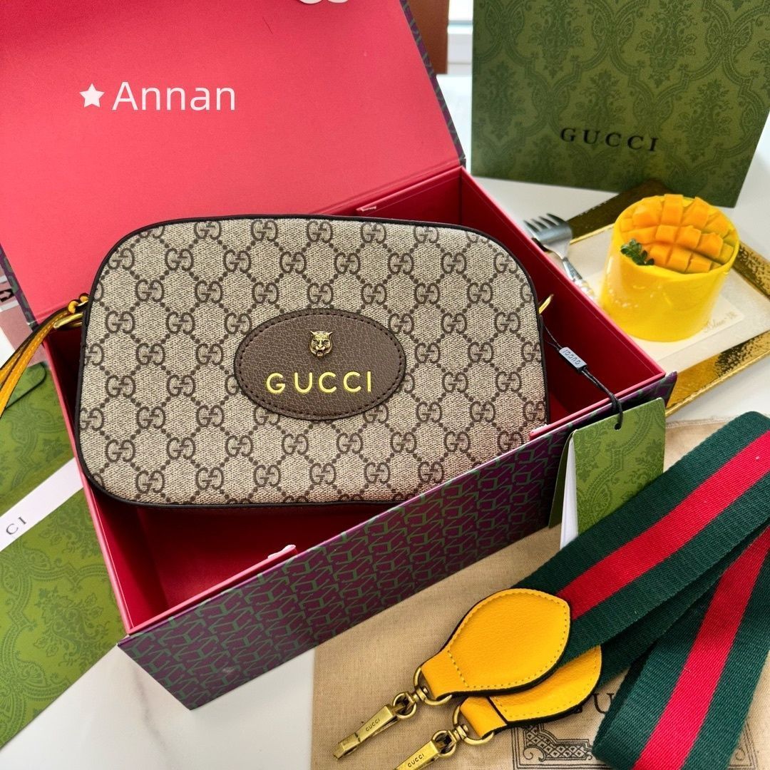 洒落 美品 グッチ(Gucci) グッチ ショルダーバッグ GGスプリーム ネオ 476466 ベージュ ブラウン レディース