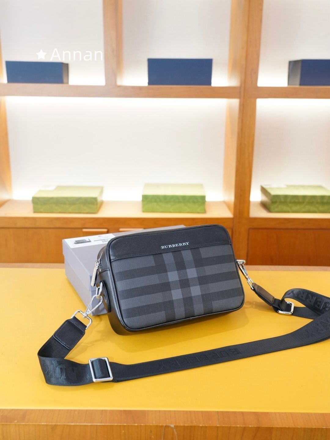 期間限定☆メンズ BURBERRY バーバリー ショルダーバッグ★★