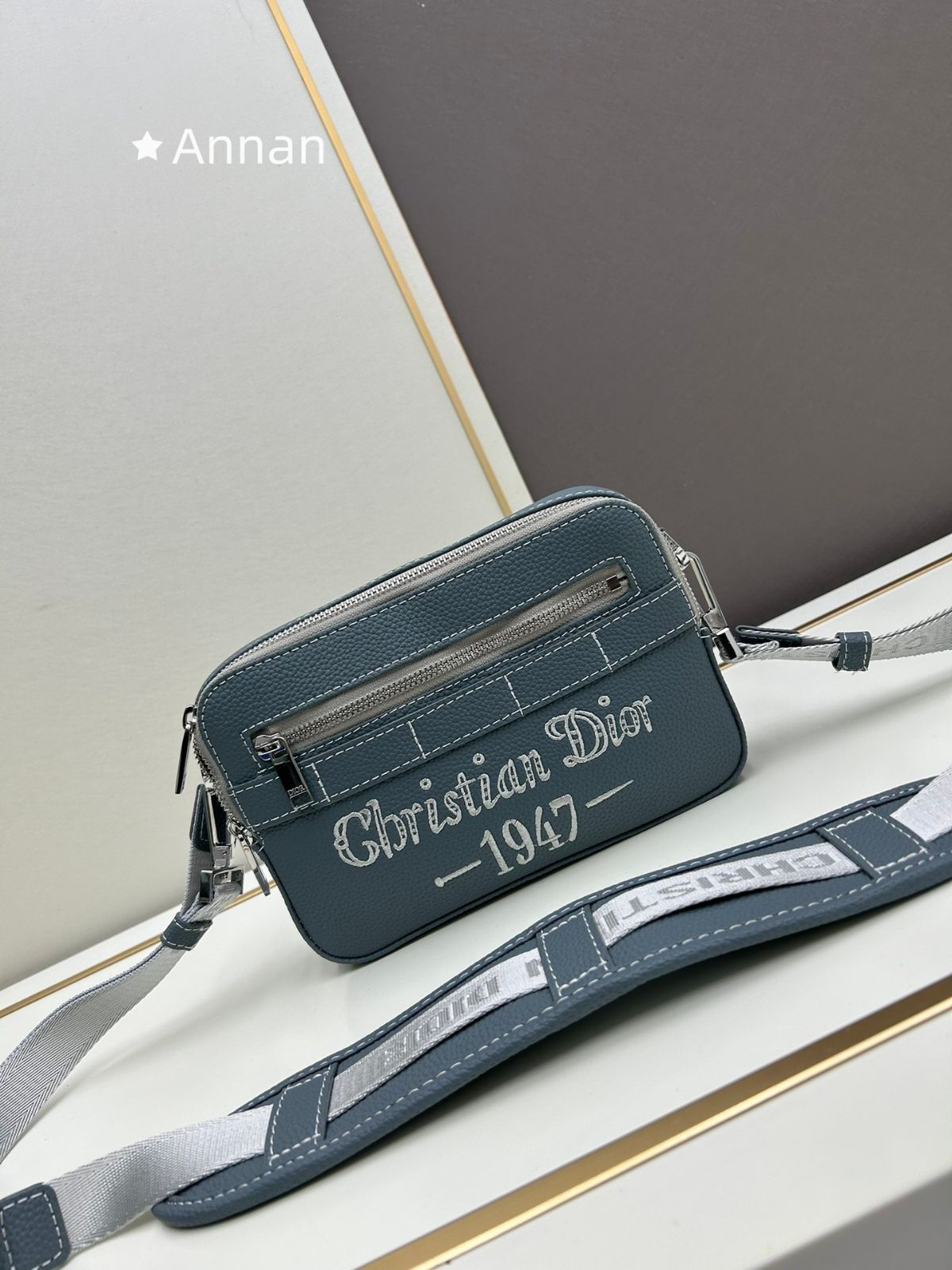 新品 本日特価 本日限定！メンズ Christian Dior クリスチャンディオール ショルダーバッグ★★