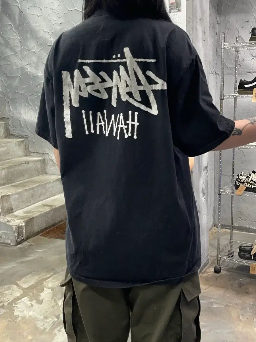 STUSSY ハワイ 半袖 Tシャツ STUSSY ハワイ 半袖 Tシャツ