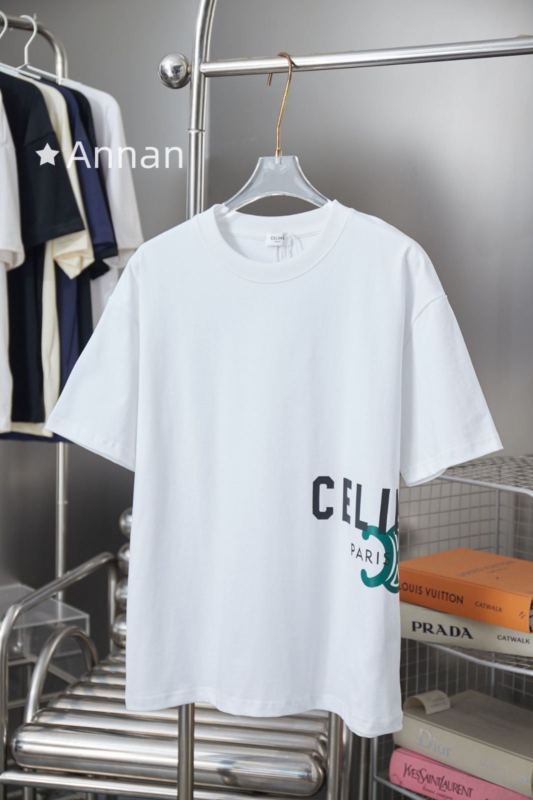 美品 限定品 超美品 CELINE セリーヌ Tシャツ　半袖　夏服　トップス 男女兼用