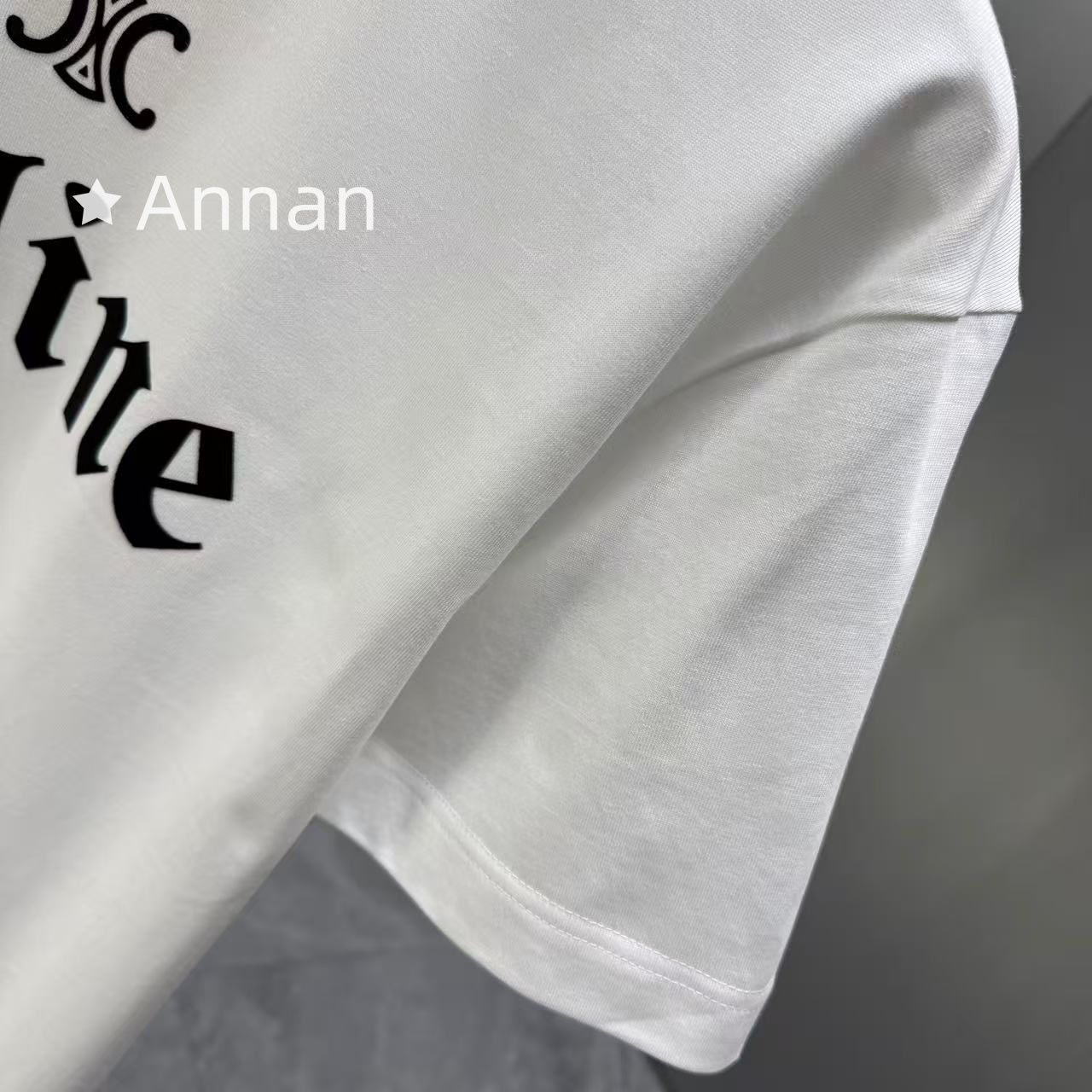状態良 美品 CELINE セリーヌ Tシャツ 半袖 夏服 トップス 男女兼用 状態良 美品 CELINE セリーヌ Tシャツ 半袖 夏服 トップス 男女兼用