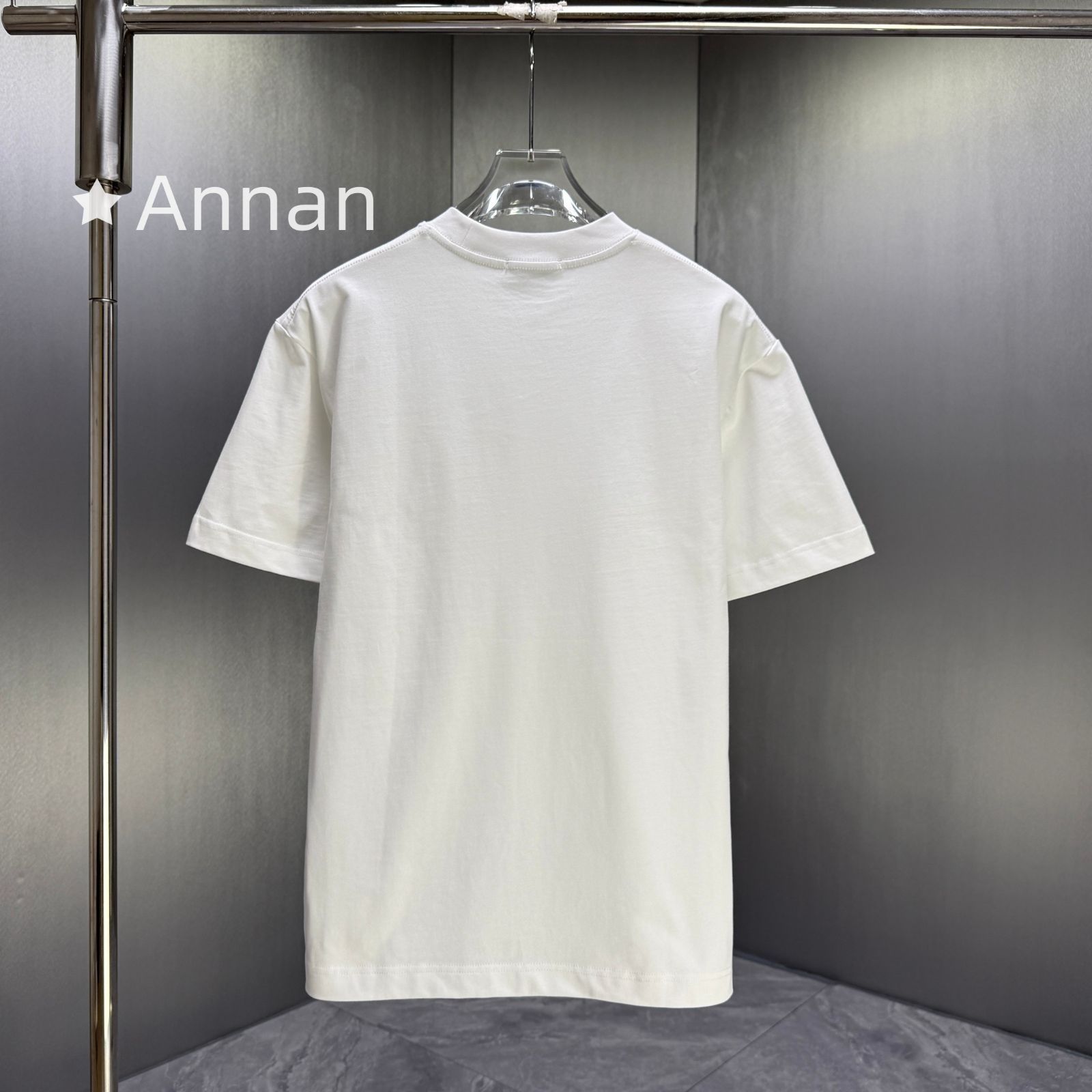 状態良 美品 CELINE セリーヌ Tシャツ 半袖 夏服 トップス 男女兼用 状態良 美品 CELINE セリーヌ Tシャツ 半袖 夏服 トップス 男女兼用