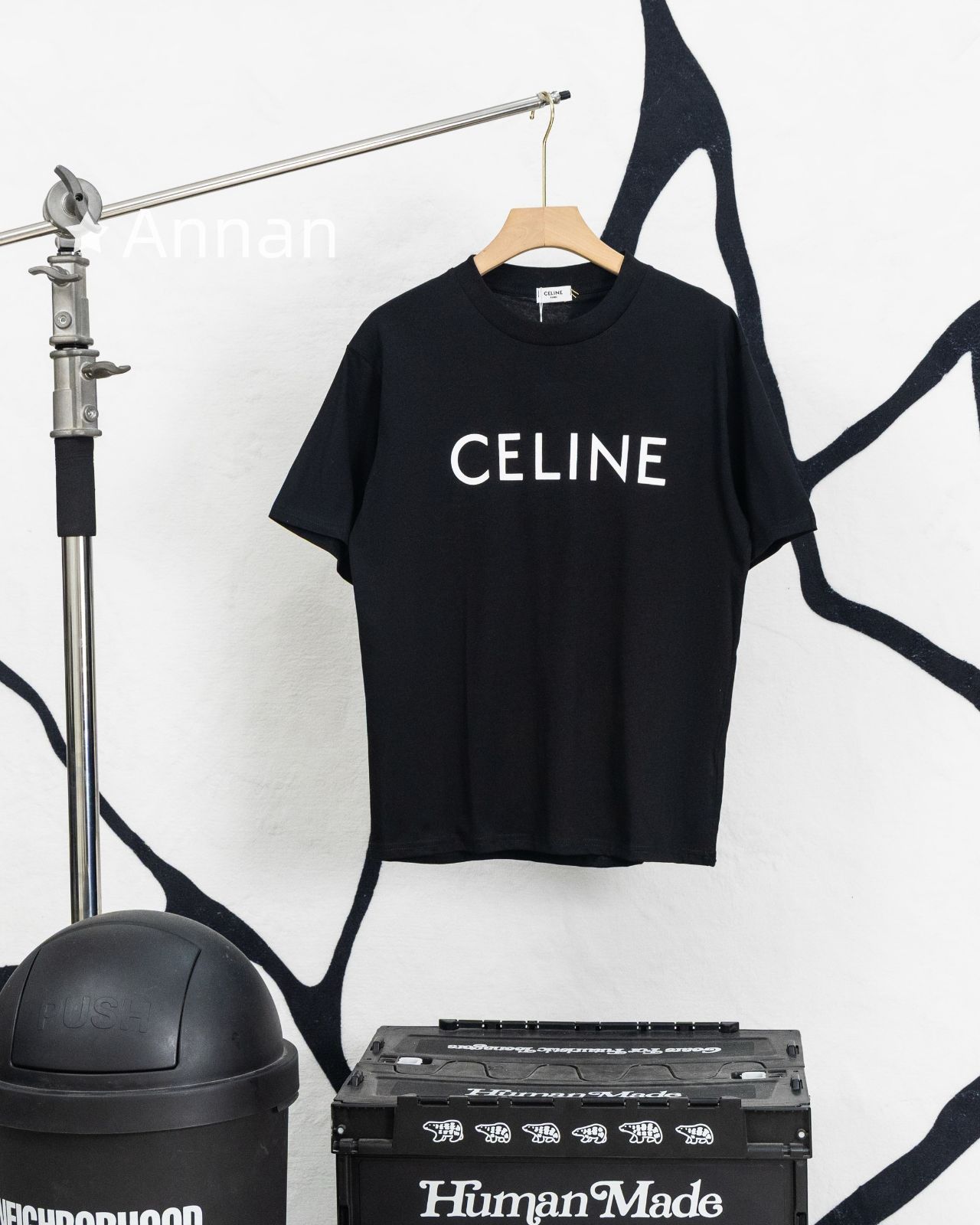 激レア 超美品 CELINE セリーヌ Tシャツ　半袖　夏服　トップス 男女兼用