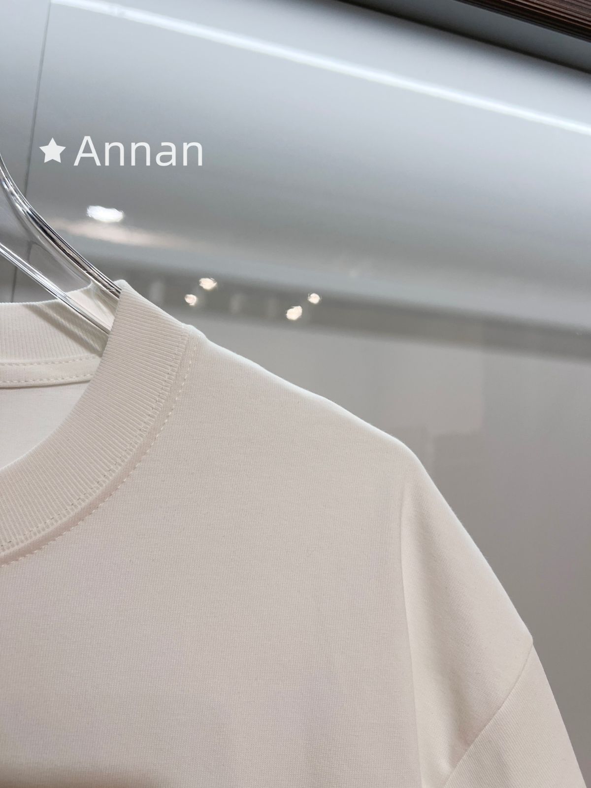 【未使用品】最終値下げ Christian Dior クリスチャンディオール Tシャツ　半袖　夏服　トップス 男女兼用
