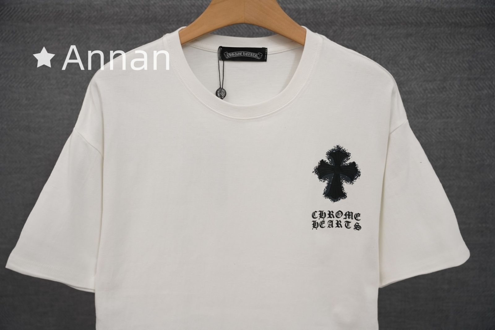 限界価格美品CHROME HEARTS クロムハーツ Tシャツ　半袖　夏服　トップス 男女兼用