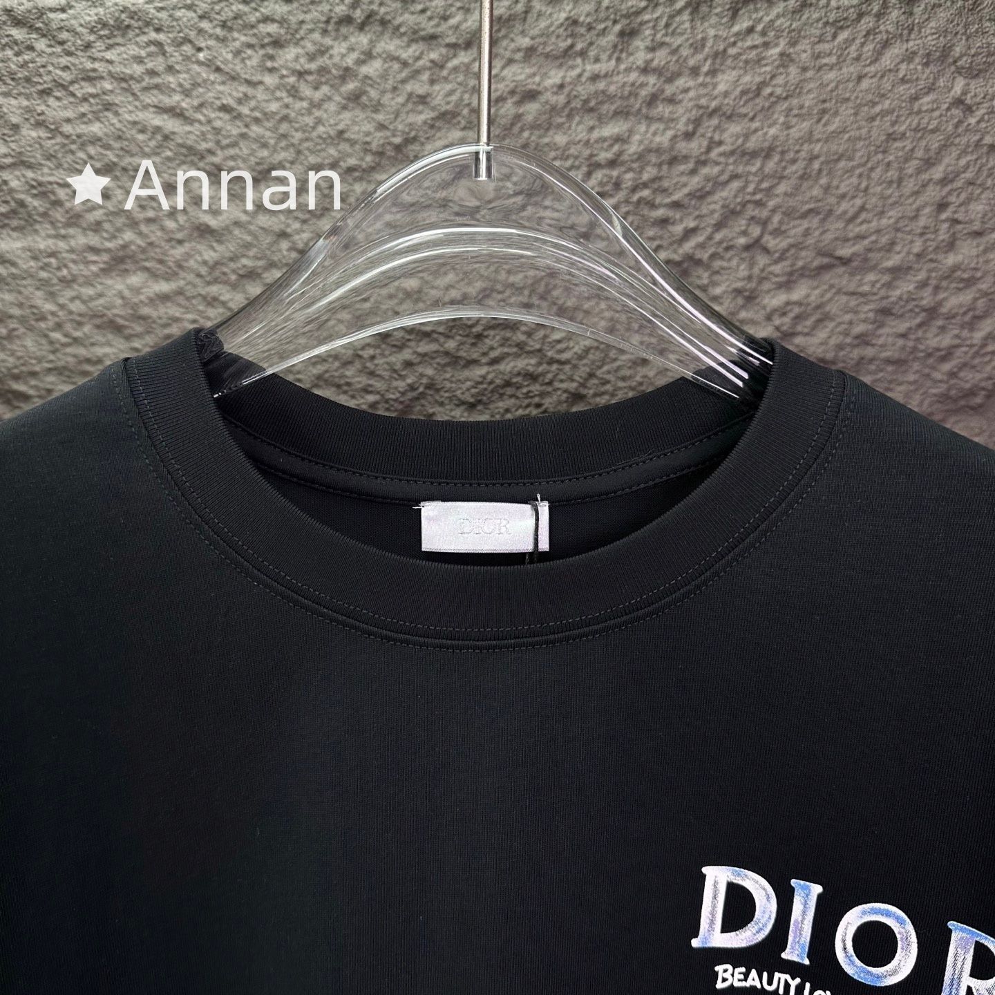 超希少 送料無料美品 Christian Dior クリスチャンディオール Tシャツ 半袖 夏服 トップス 男女兼用 超希少 送料無料美品 Christian Dior クリスチャンディオール Tシャツ 半袖 夏服 トップス 男女兼用