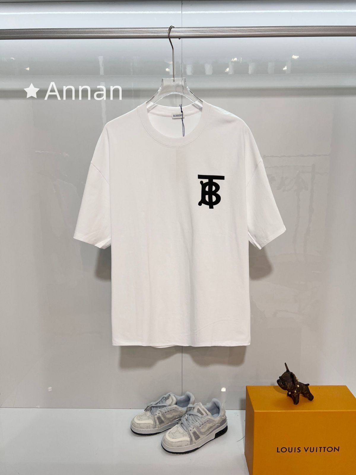 全新 限定価格 BURBERRY バーバリー Tシャツ　半袖　夏服　トップス 男女兼用