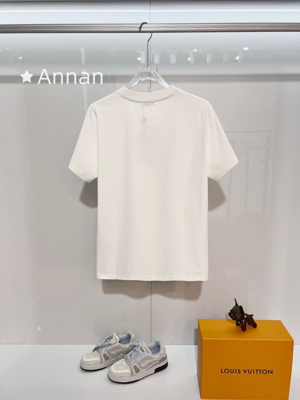 大幅値下げ BURBERRY バーバリー Tシャツ　半袖　夏服　トップス 男女兼用