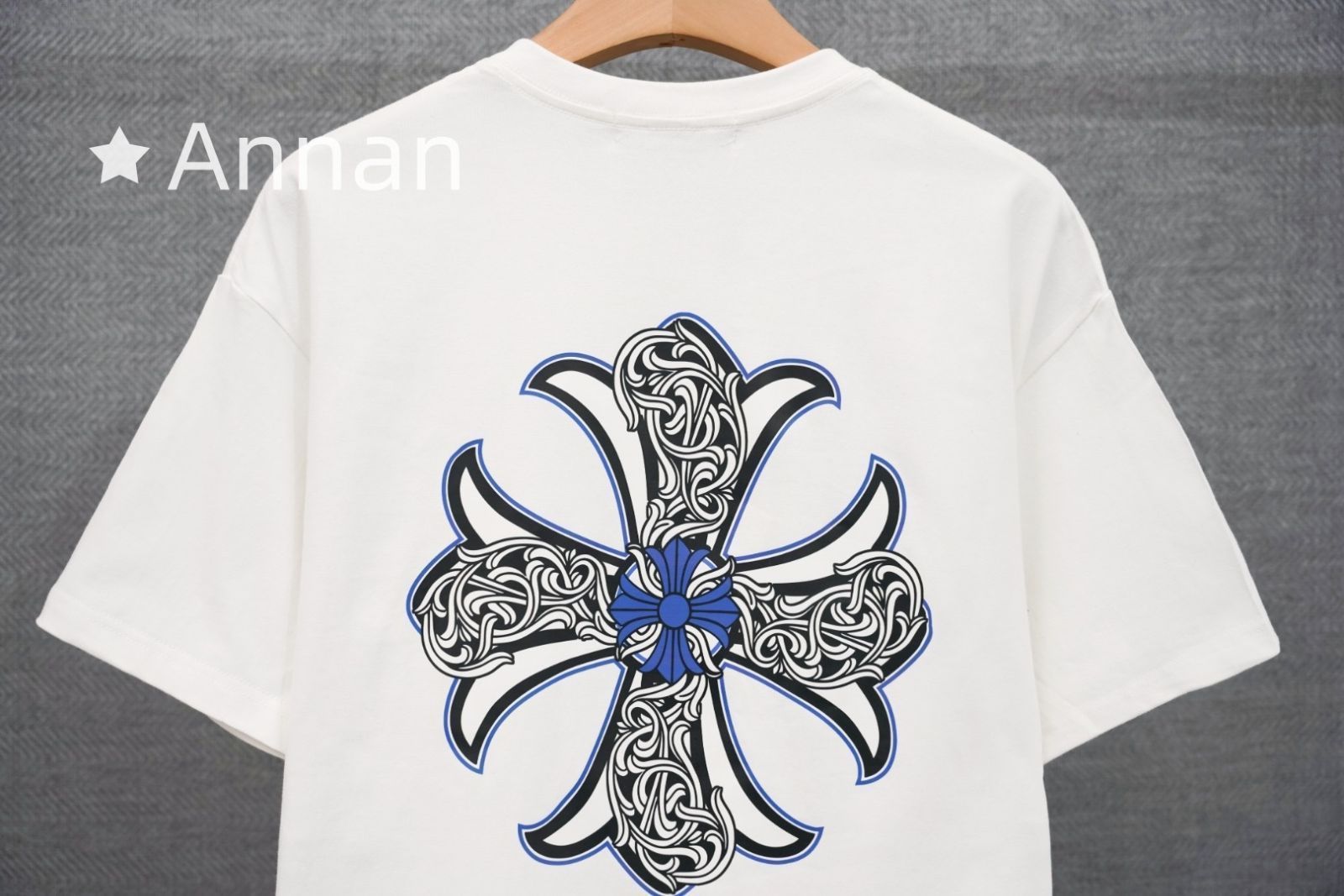 即完売 本日特価 超美品 CHROME HEARTS クロムハーツ Tシャツ　半袖　夏服　トップス 男女兼用