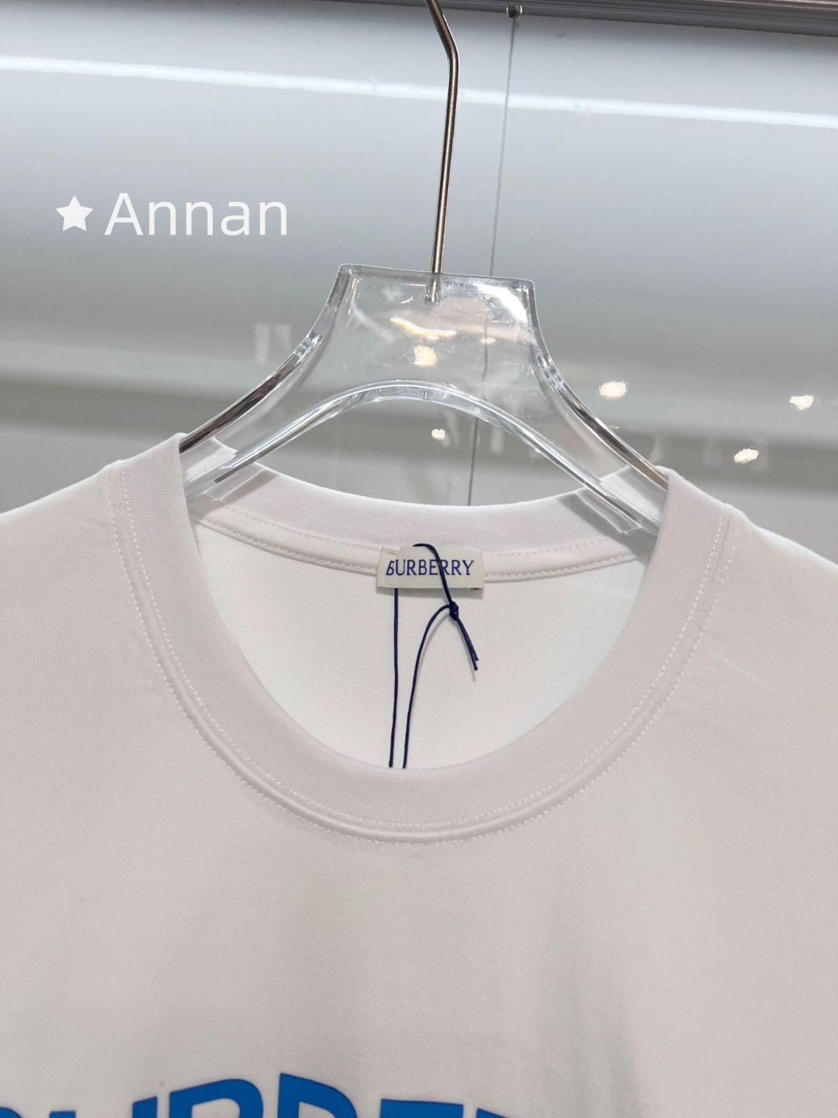 限定価格 本日特価 本日限定!BURBERRY バーバリー Tシャツ 半袖 夏服 トップス 男女兼用 限定価格 本日特価 本日限定!BURBERRY バーバリー Tシャツ 半袖 夏服 トップス 男女兼用