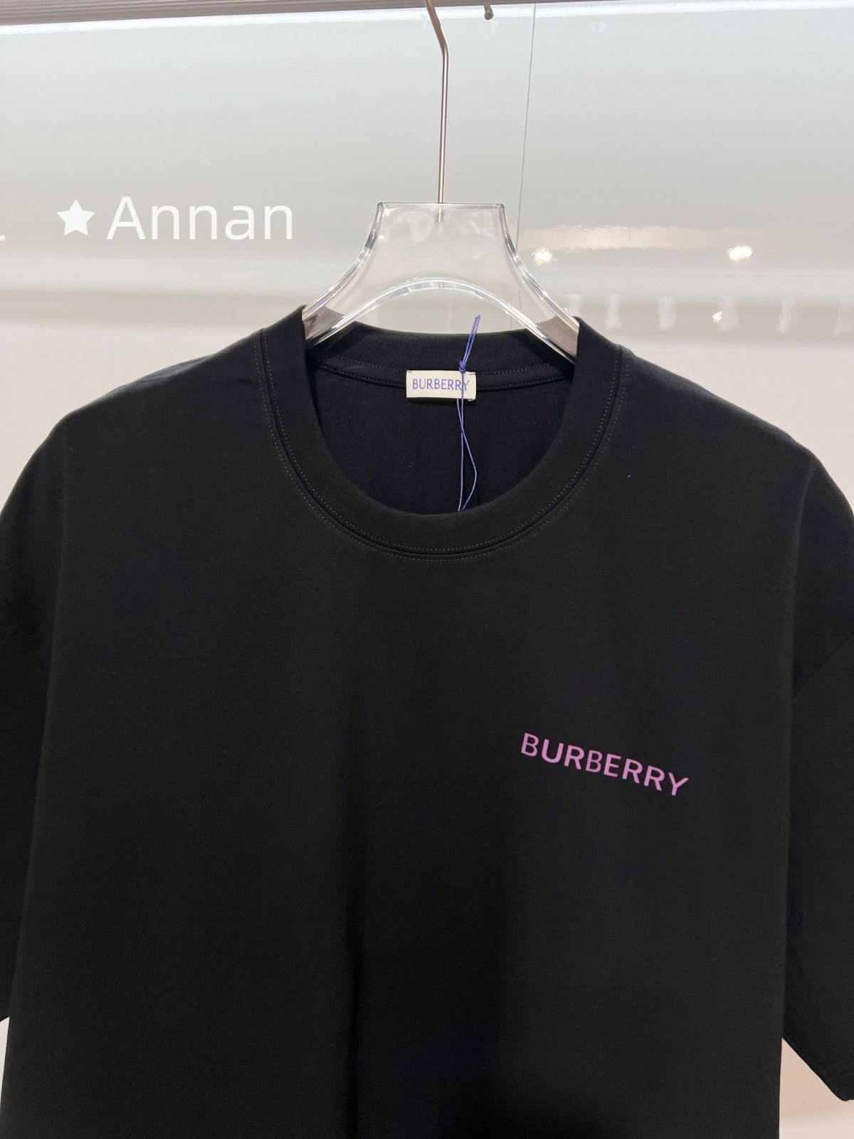 新品 本日特価 本日限定!BURBERRY バーバリー Tシャツ 半袖 夏服 トップス 男女兼用 新品 本日特価 本日限定!BURBERRY バーバリー Tシャツ 半袖 夏服 トップス 男女兼用