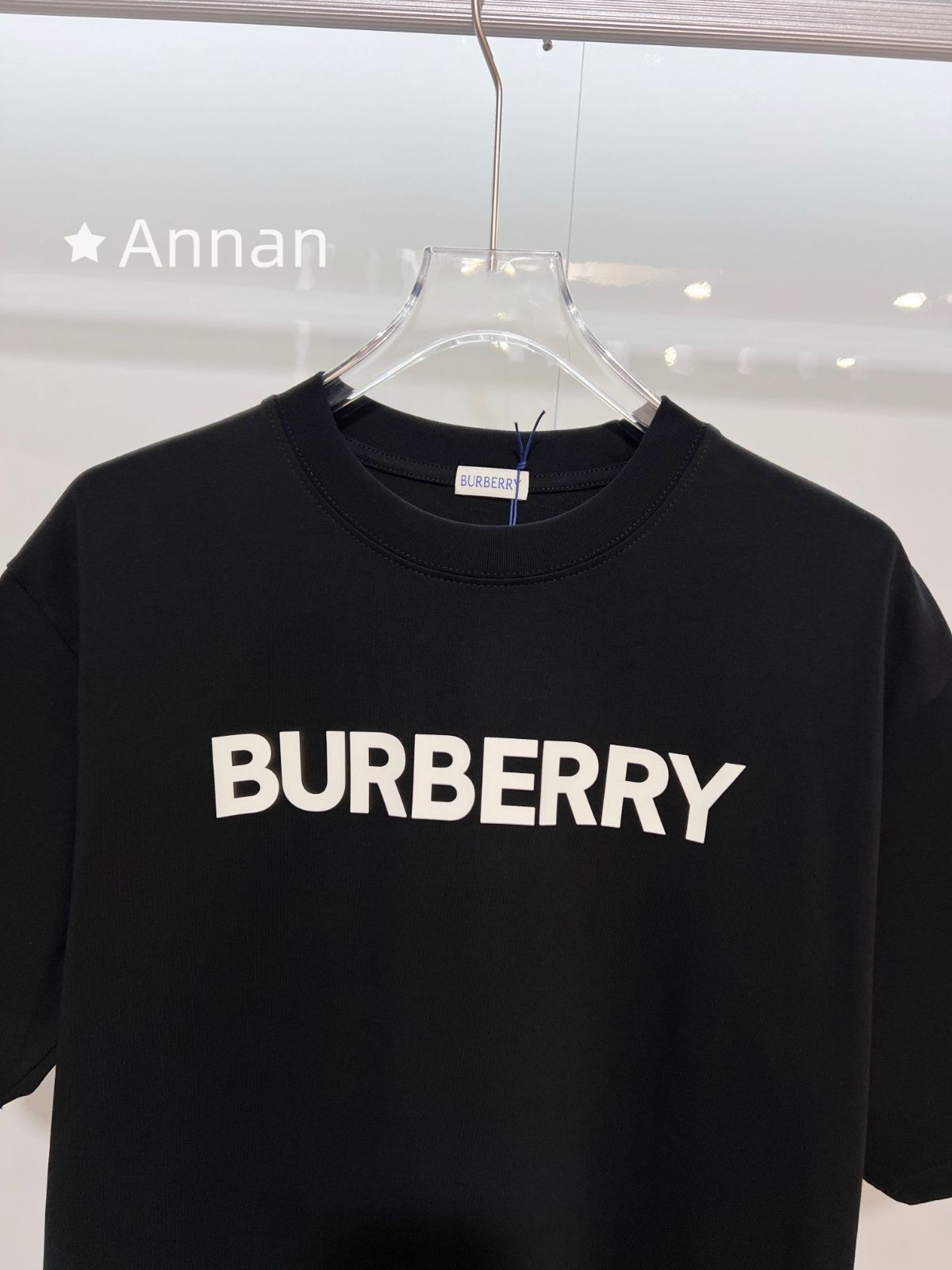 期間限定☆BURBERRY バーバリー Tシャツ　半袖　夏服　トップス 男女兼用