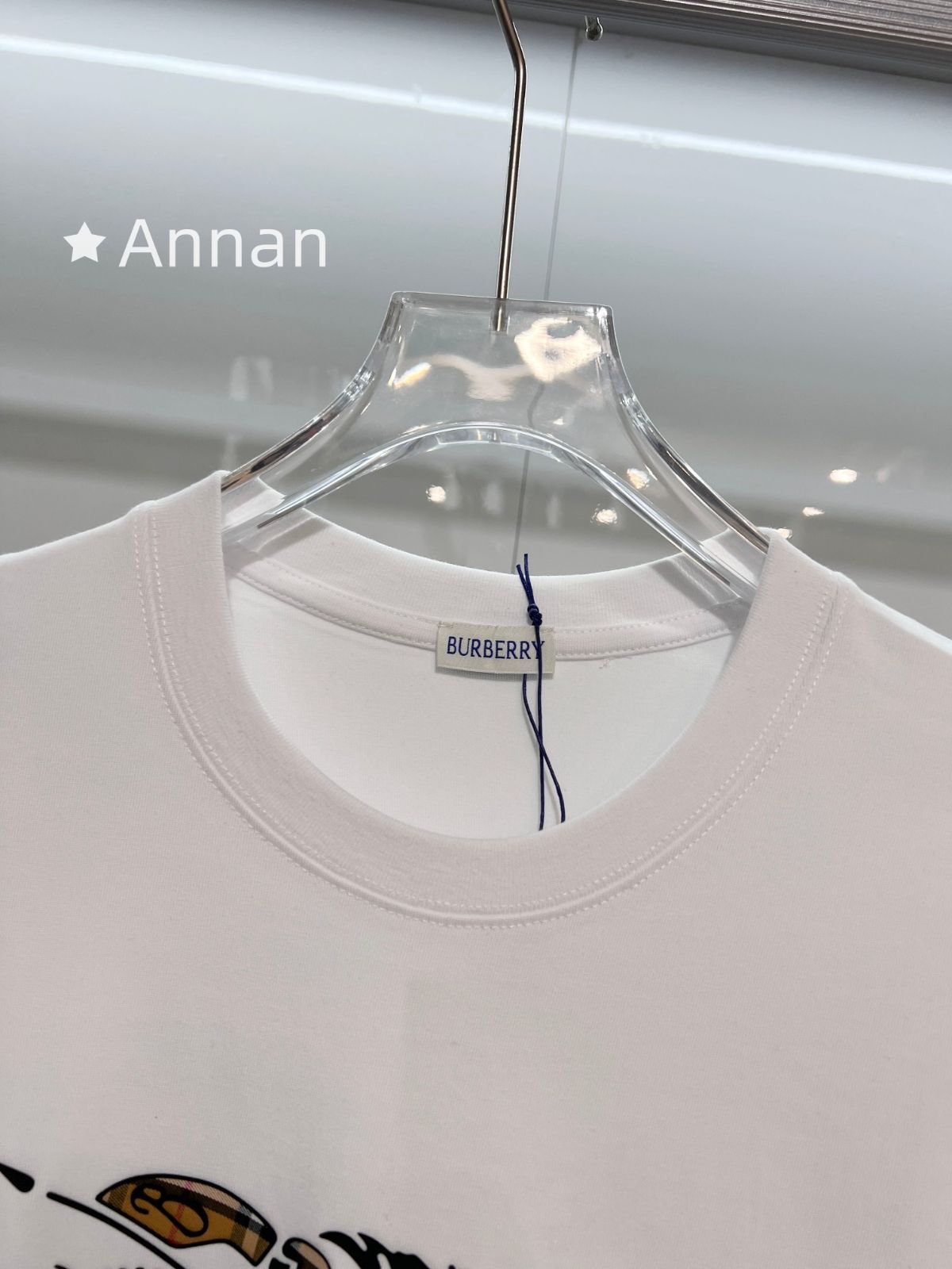希少 新品 BURBERRY バーバリー Tシャツ　半袖　夏服　トップス 男女兼用