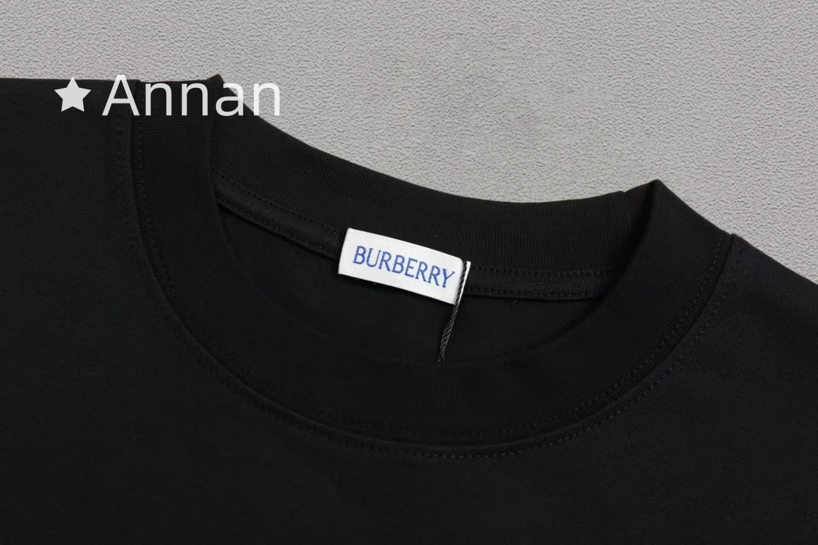 人気 極美品 BURBERRY バーバリー Tシャツ 半袖 夏服 トップス 男女兼用 人気 極美品 BURBERRY バーバリー Tシャツ 半袖 夏服 トップス 男女兼用