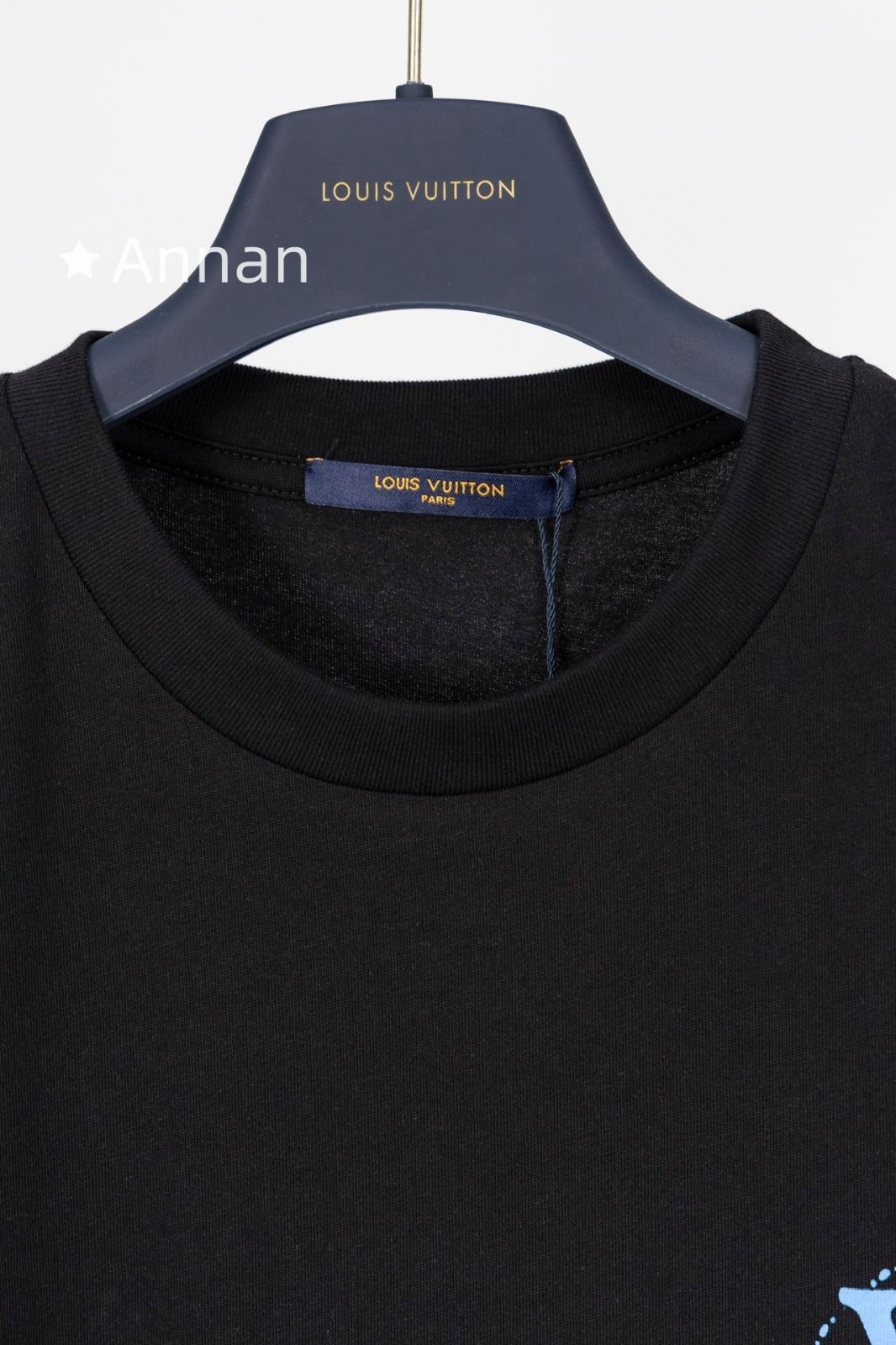 最終値下げ LV LOUIS VUITTON ルイヴィトン Tシャツ 半袖 夏服 トップス 男女兼用 最終値下げ LV LOUIS VUITTON ルイヴィトン Tシャツ 半袖 夏服 トップス 男女兼用