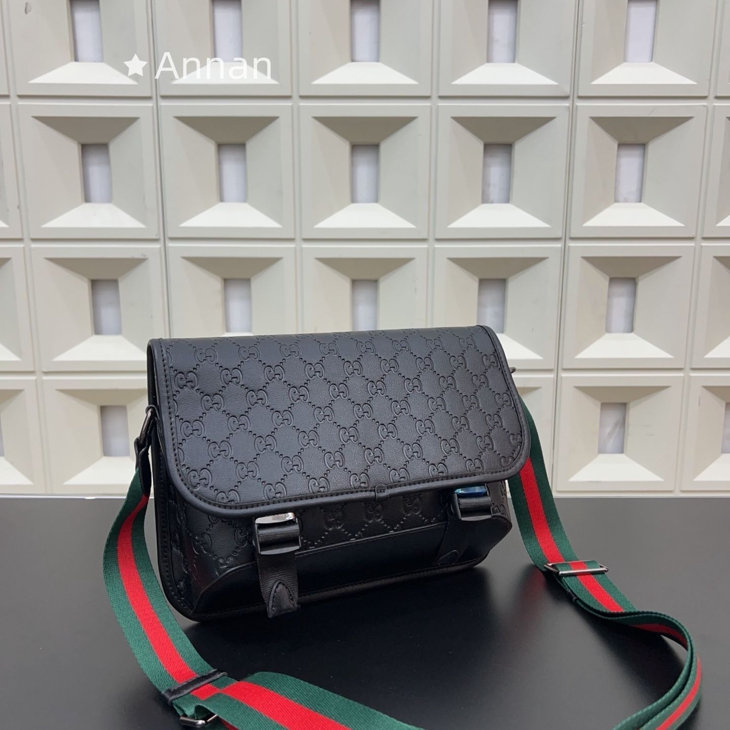 状態良 期間限定☆ メンズ GUCCI グッチ ショルダーバッグ