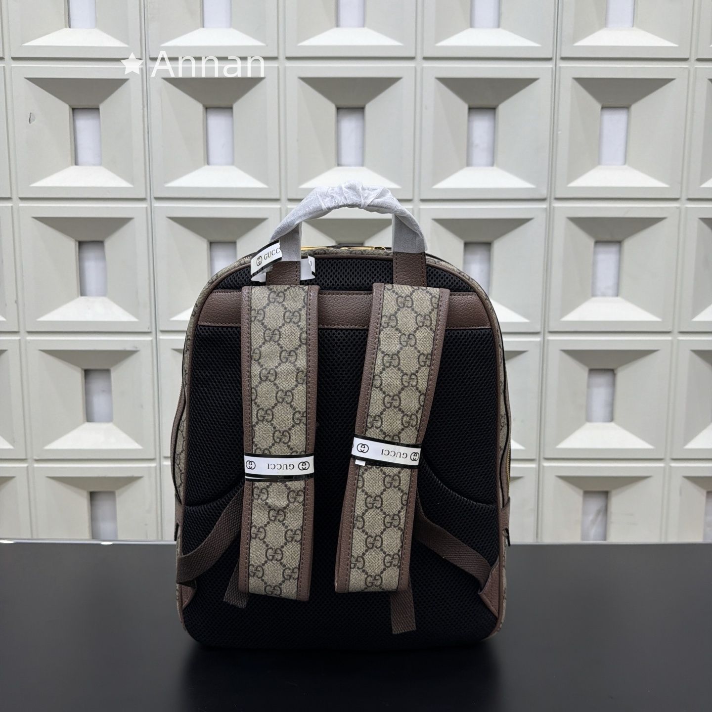送料込☆送料込☆ メンズ GUCCI グッチ バックパック リュック GG