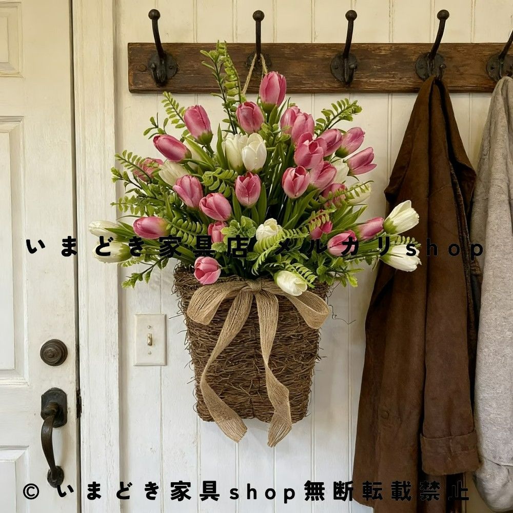 チューリップリース ピンク 玄関リース 壁掛け フラワーリース 春リース 母の日 ギフト 造花リース ドアリース ウェルカムリース インテリア フェイクリース リビング 玄関ドア 飾り ナチュラル 北欧風 新築祝い 引っ越し祝い ショップディスプレイ 装飾