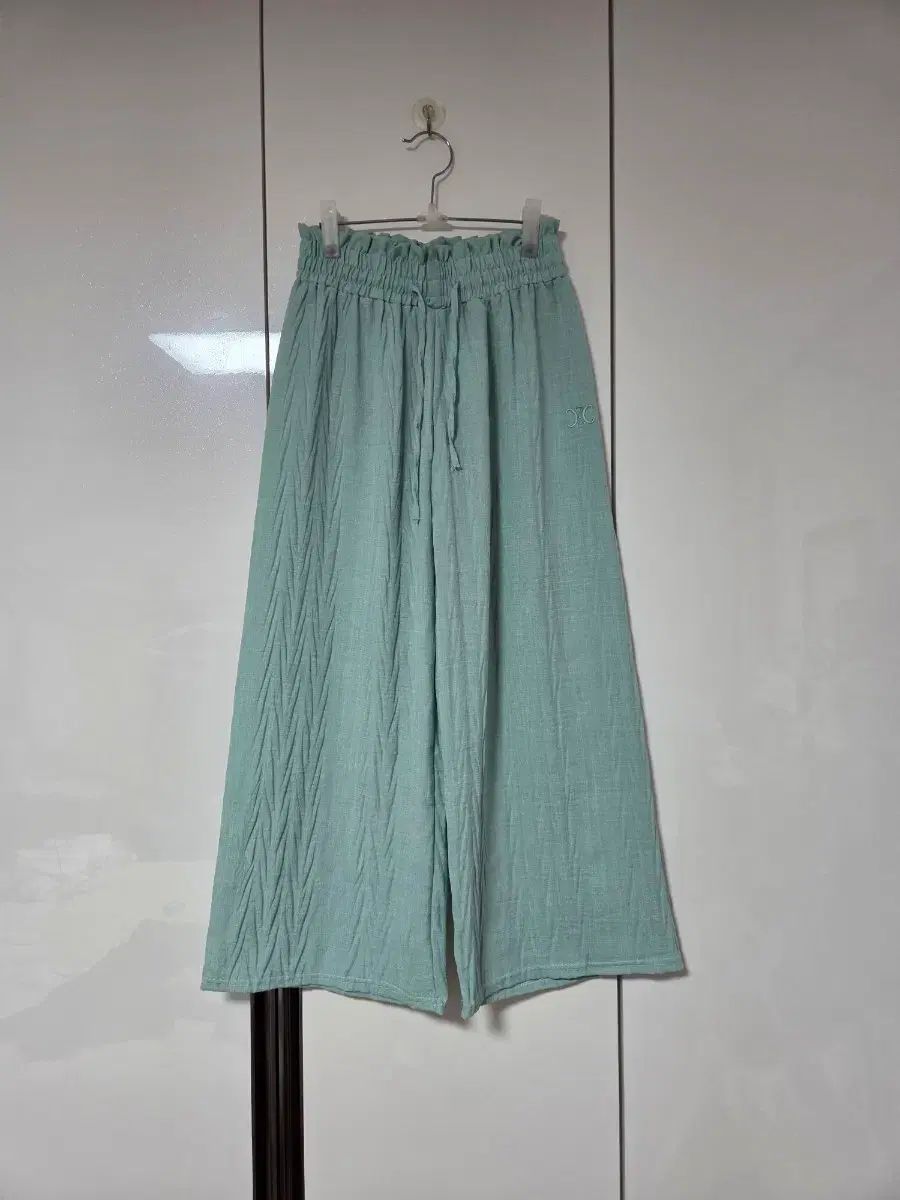 新品/ミント ルーズフィット キルティング 밴딩 パンツ