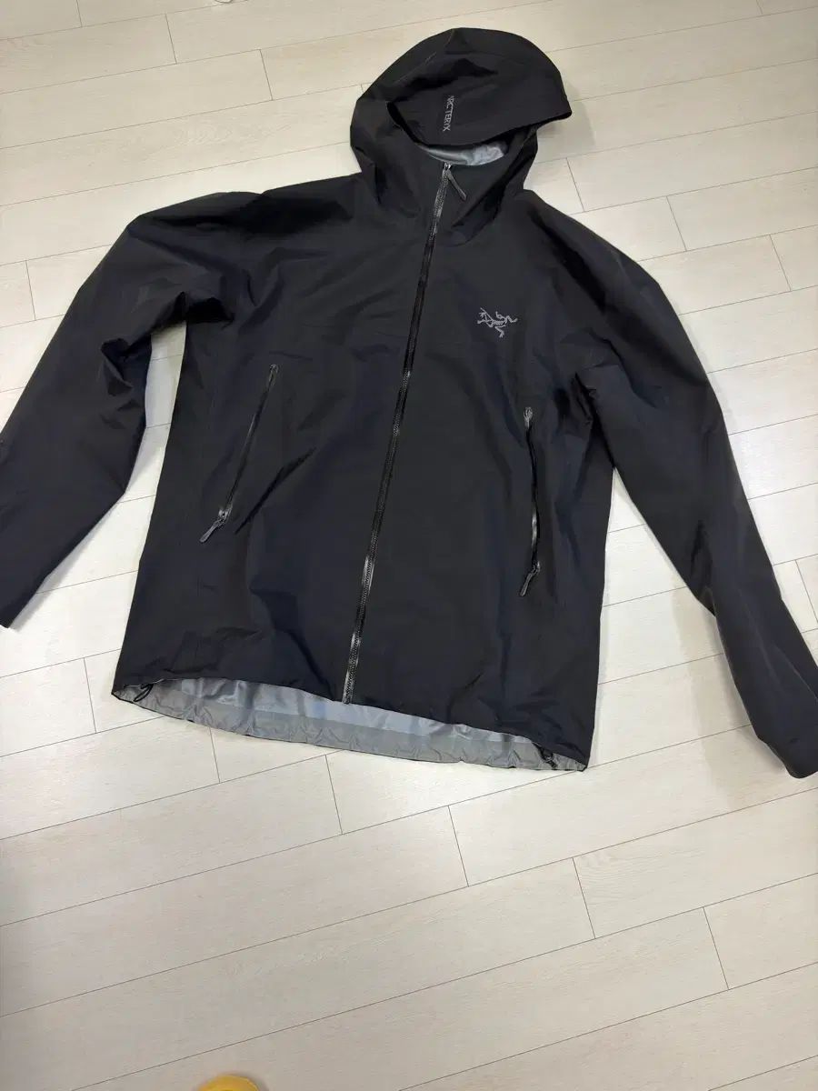 ARC'TERYX アークテリクス ベータ XL サイズ 傷なし 9 8/10 サイズミスのため