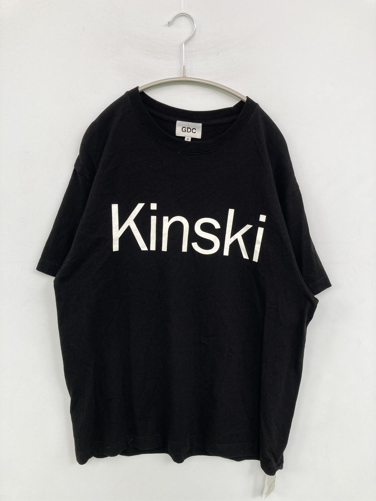 GDC ジーディーシー Tシャツ/カットソー M ブラック 前面プリント ミドル丈 半袖 クルーネック(丸首) メンズ レディース