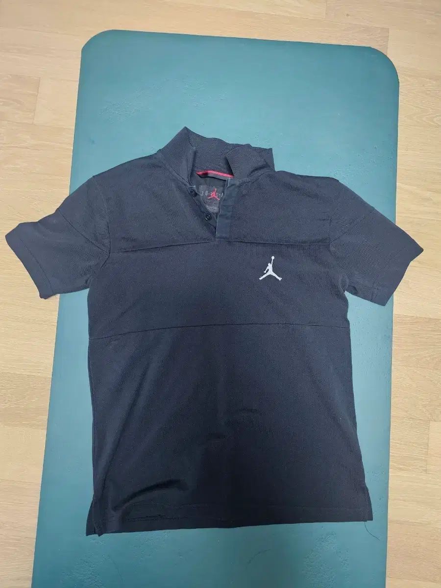 ジョーダン カラーTシャツ