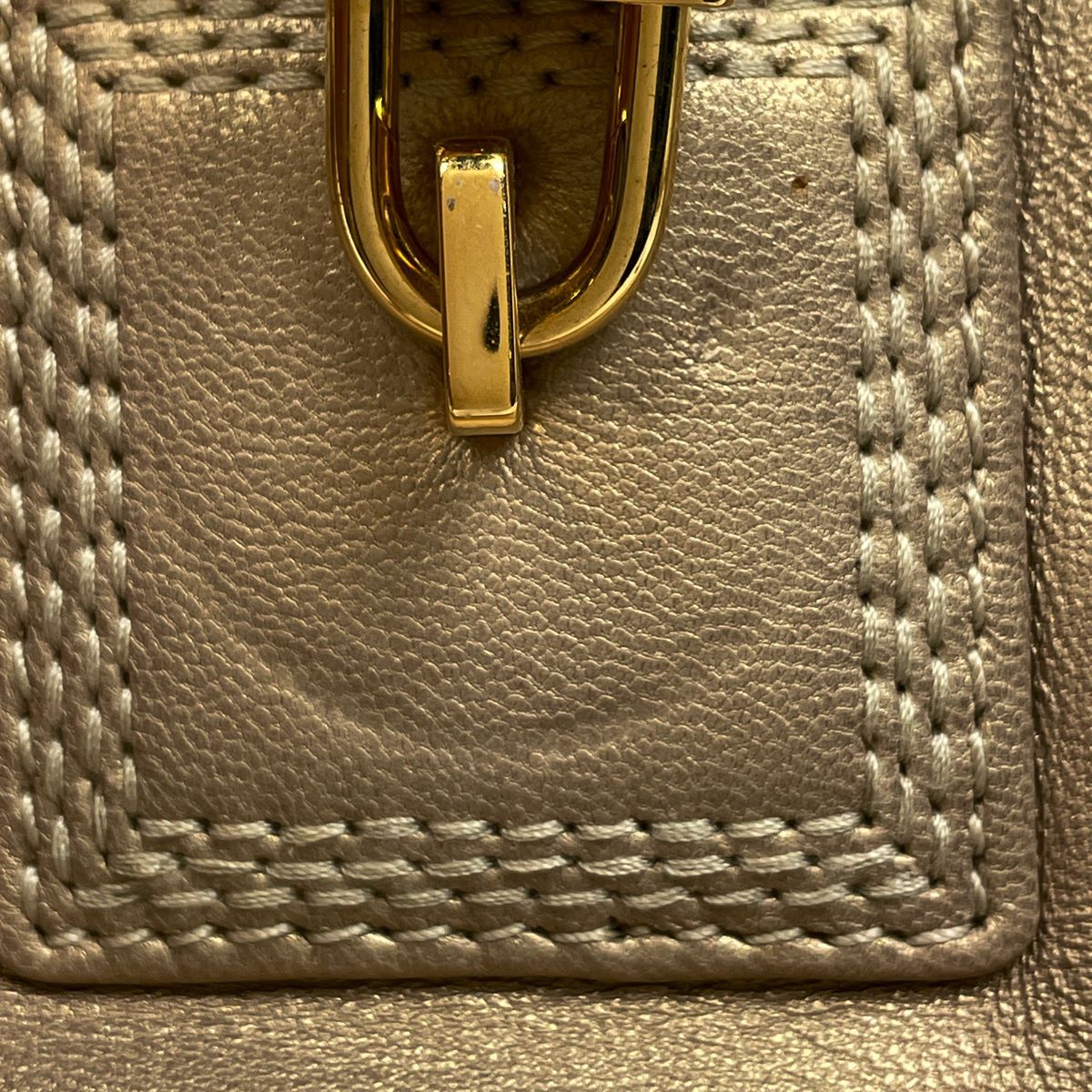 ロエベ LOEWE アナグラム ハンドバッグ レザー ゴールド レディース