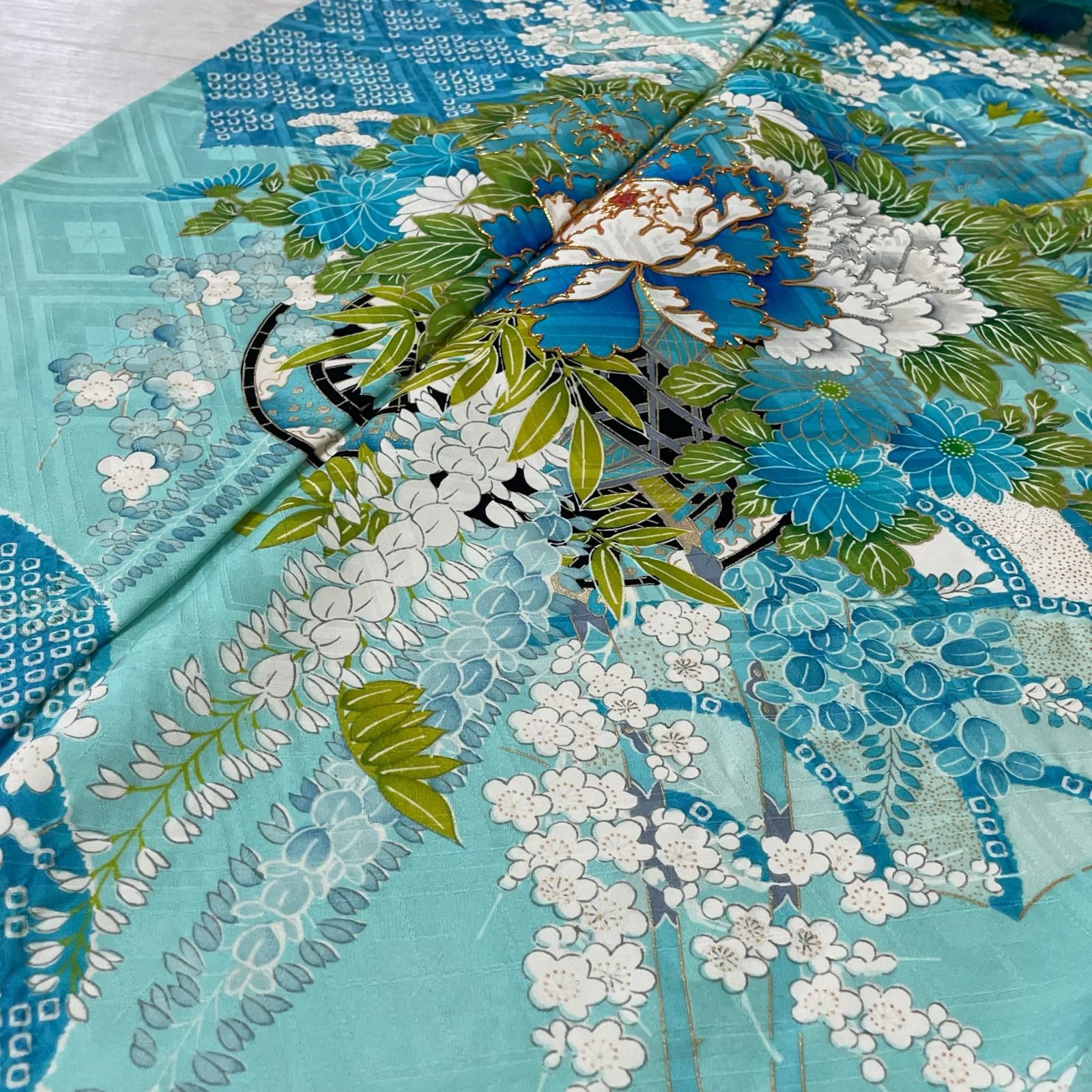 【NEW】美品♡ 青海波 花柄 グリーン系の素敵な正絹着物 振袖 トールサイズ 花車 青海波 美しい染め 着物 正絹 X-4183 - メルカリ