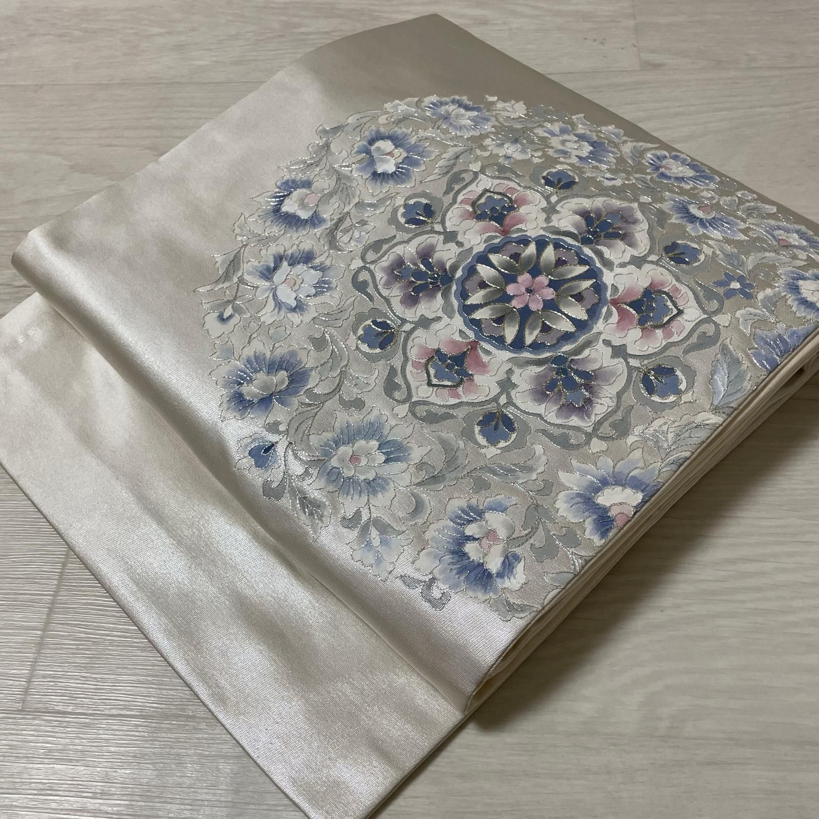 名古屋帯 正倉院に花唐草 駒刺繍 九寸 正絹 着物 X-4320