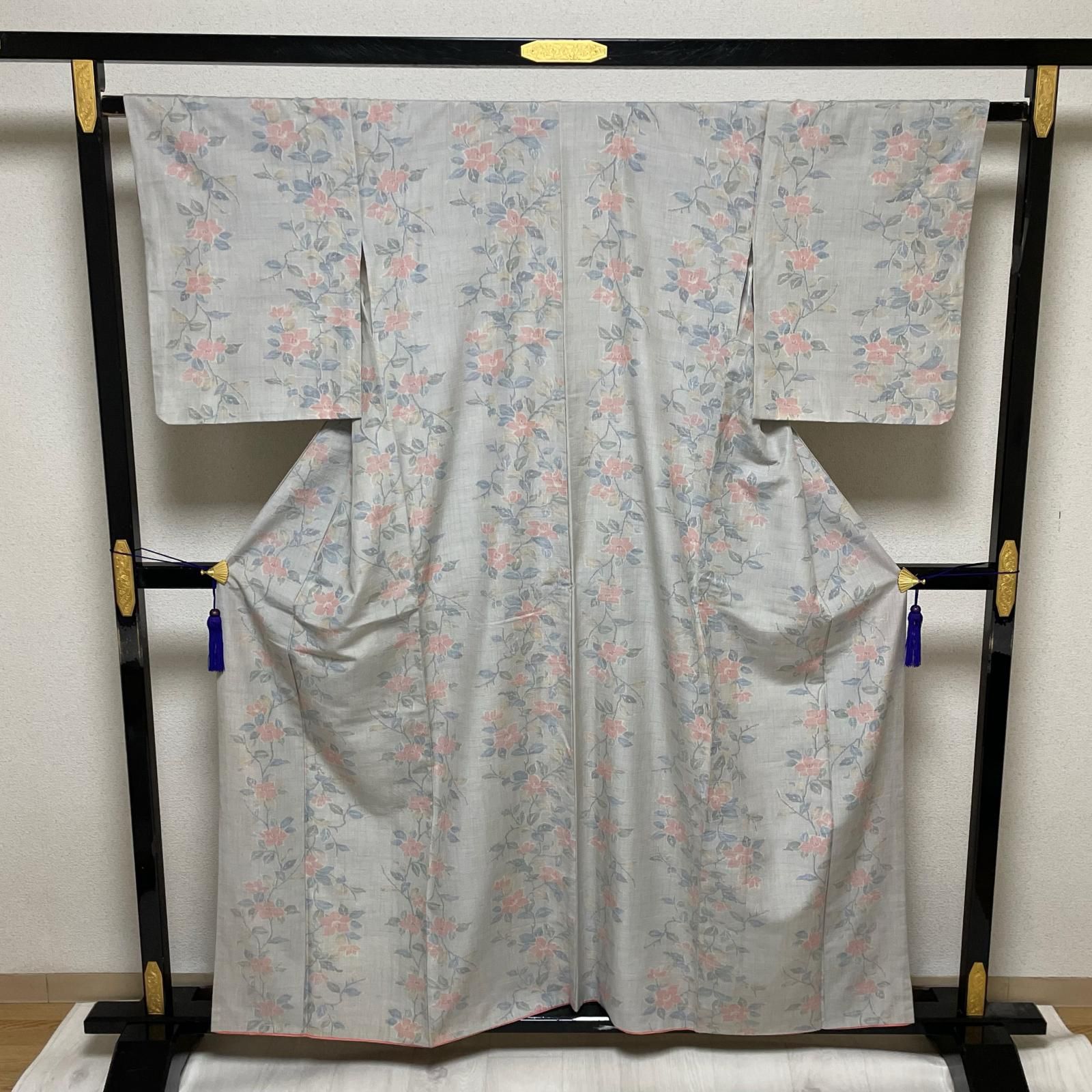 真綿紬 枝花模様 着物 正絹 X-4337 - メルカリ