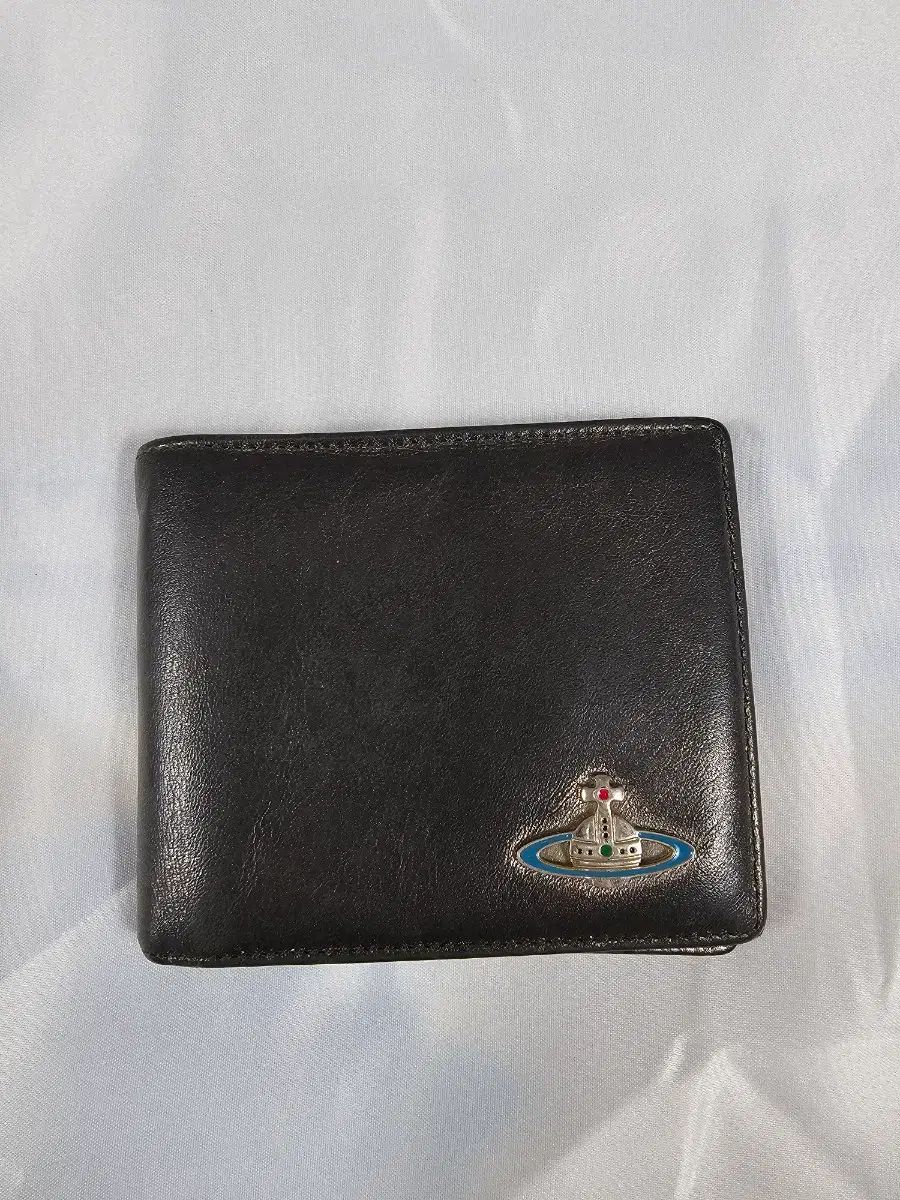 Vivienne Westwood ヴィヴィアン・ウエストウッド二つ折り財布