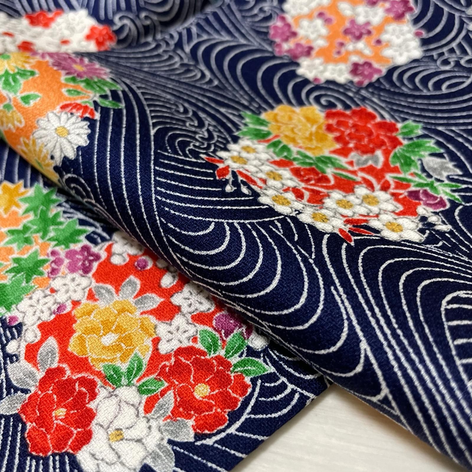 小紋 荒波に花模様 着物 正絹 X-4501