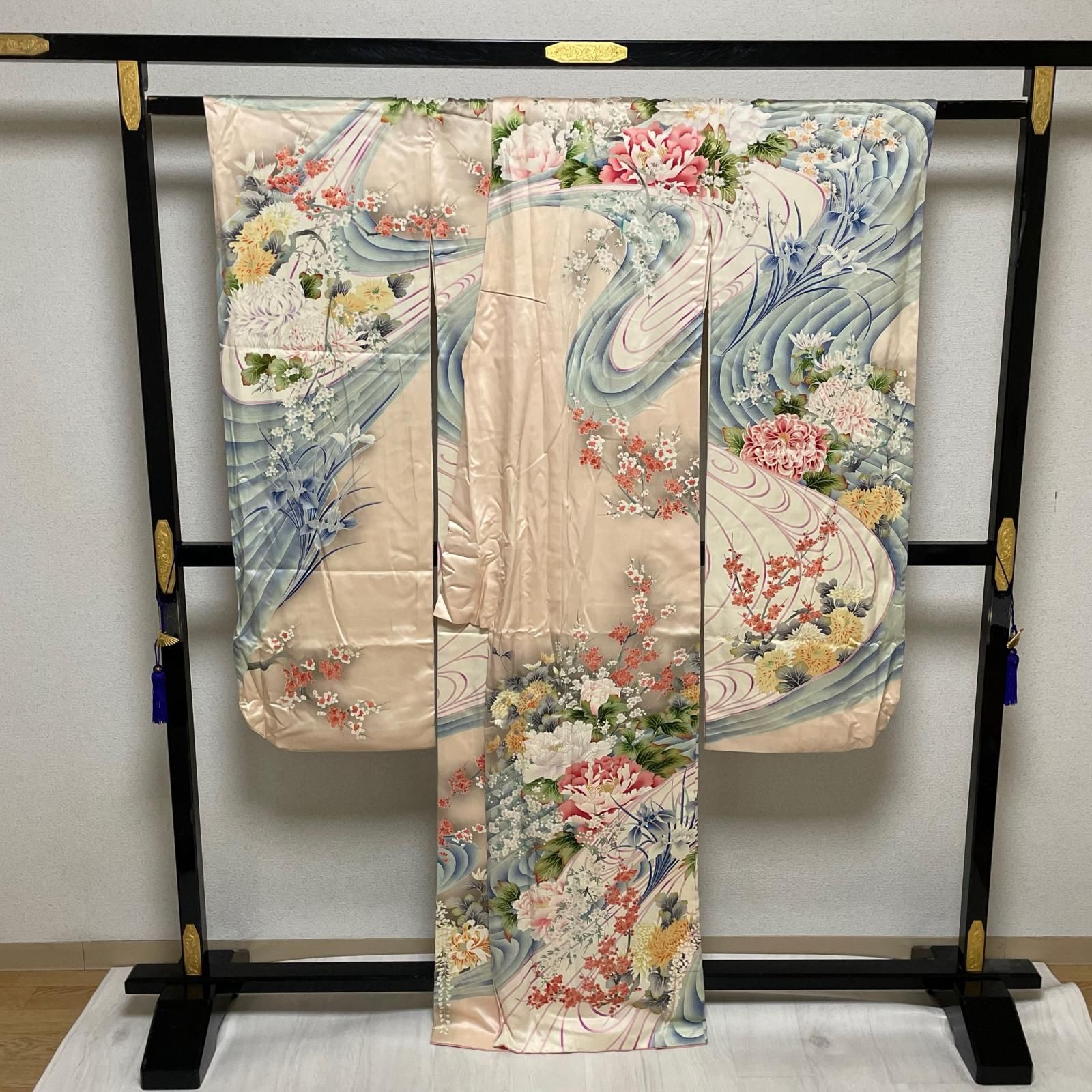 作家物 振袖 裄67 流水に美しい花模様 着物 正絹 X-4512 - メルカリ