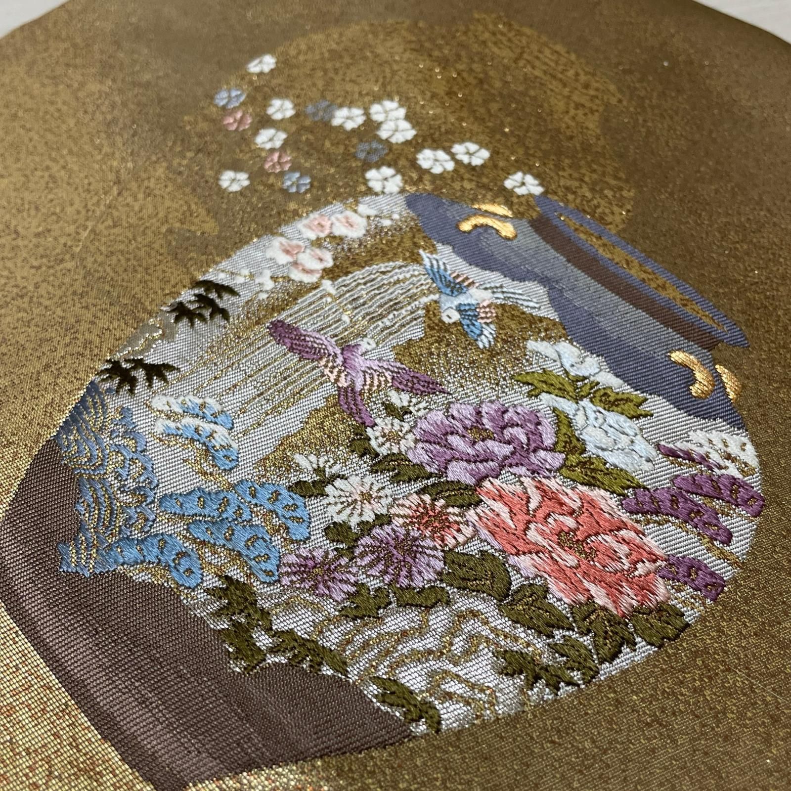 名古屋帯 金彩 唐織 壺の上品な織出し 九寸 正絹 着物 X-4553