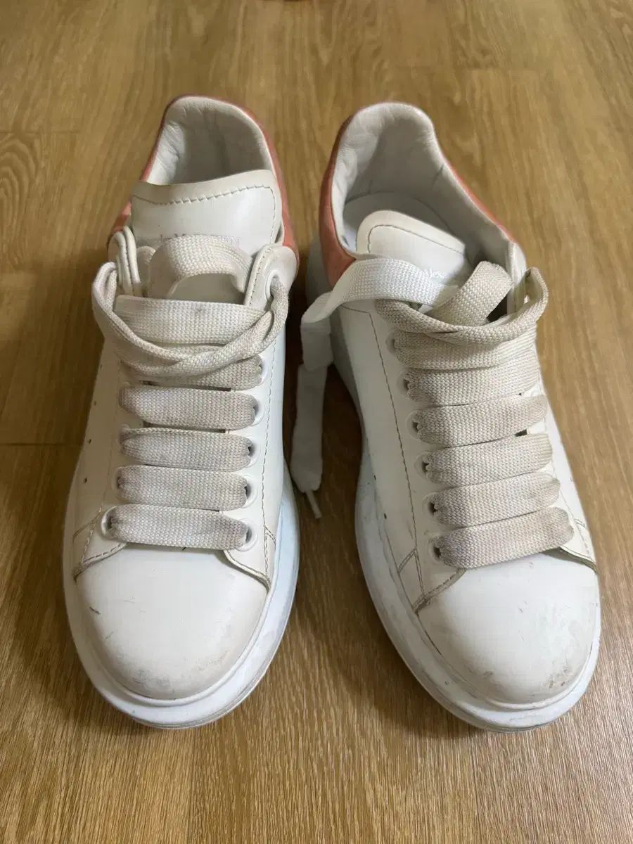 アレクサンダー alexander mcqueen(アレキサンダーマックイーン) 37