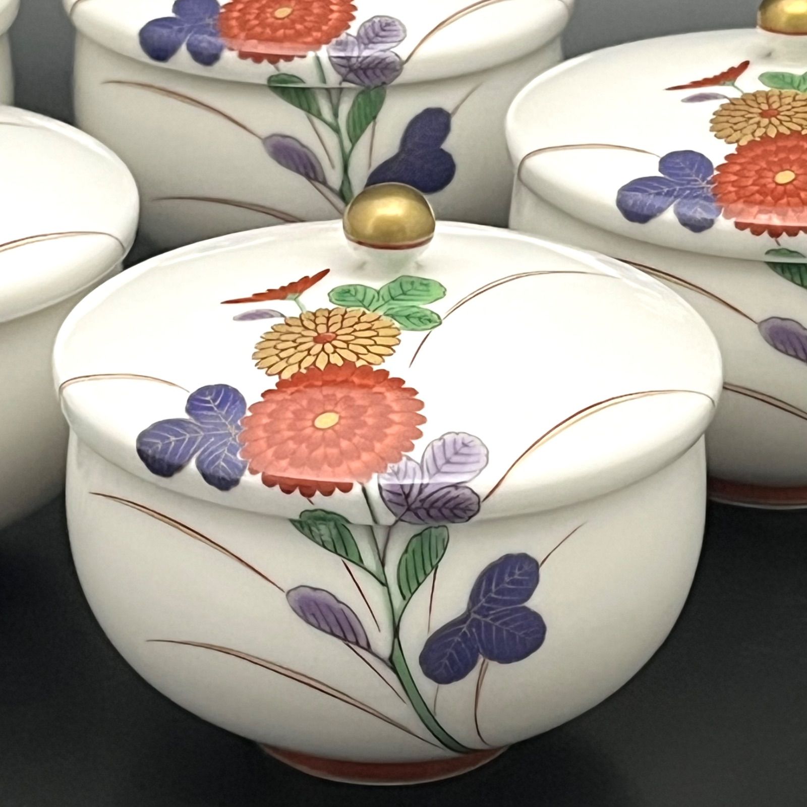 ◼︎美品◼︎【香蘭社 有田焼】色絵菊紋 蓋付湯呑 5客セット 金彩