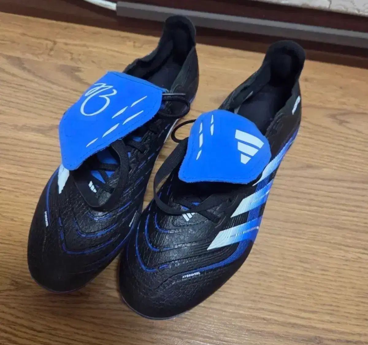 アディダス プレデター サッカーシューズ 275 ジュード・ベリンガム