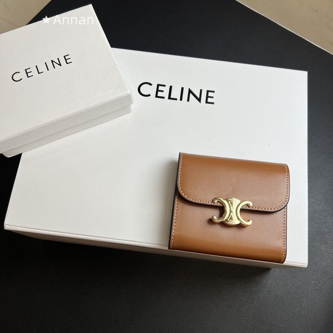 現行限定未使用に近い 財布 CELINE セリーヌ ウォレット 折り財布 小銭入れ