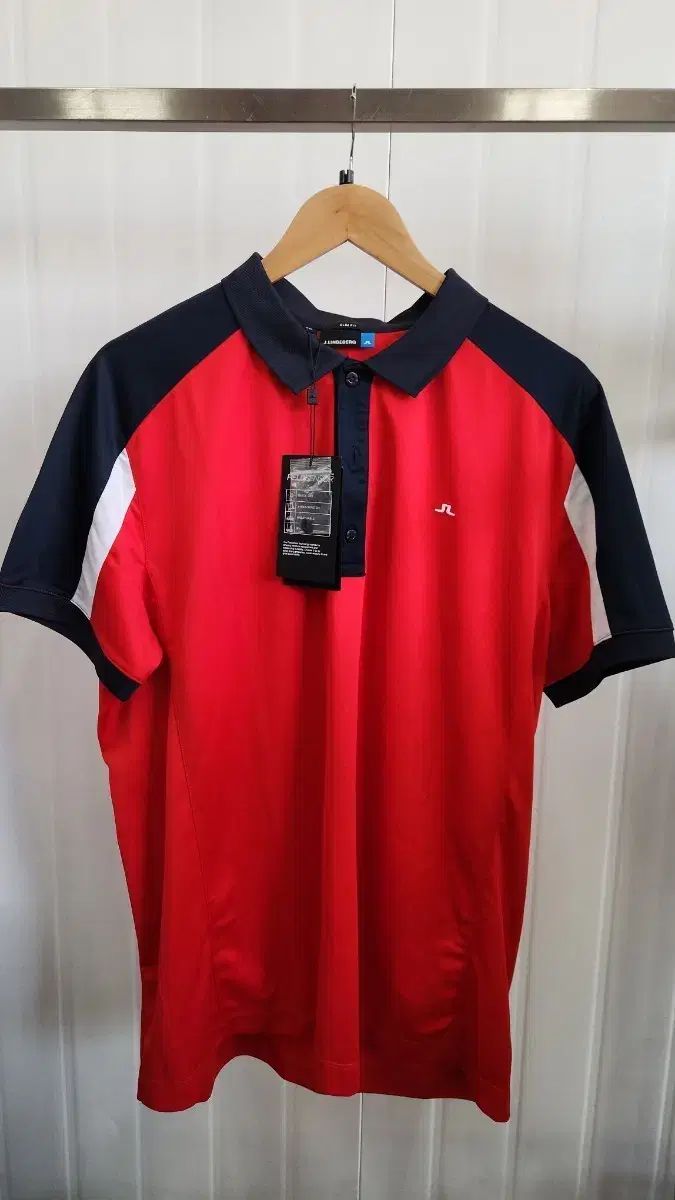 新品 正規品 J LINDEBERG ニアル スリムフィット ゴルフ 半袖Tシャツ XXL 110